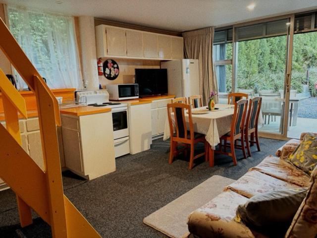 Cooks Beach Country Retreat 아파트 외부 사진